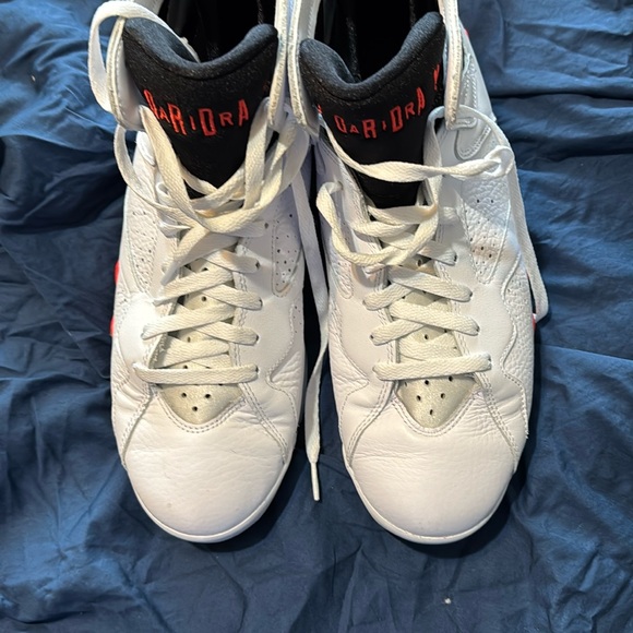 Jordan retro. Size 11 - Picture 1 of 4